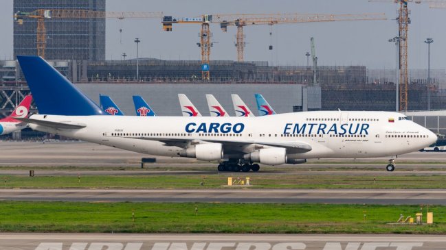 Argentina libera a 12 tripulantes del avión venezolano-iraní retenido en Buenos Aires