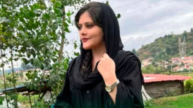   Murió joven iraní que fue arrestada por la 