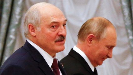   Líder bielorruso acusó a EEUU de empujar a Europa a una confrontación militar 
