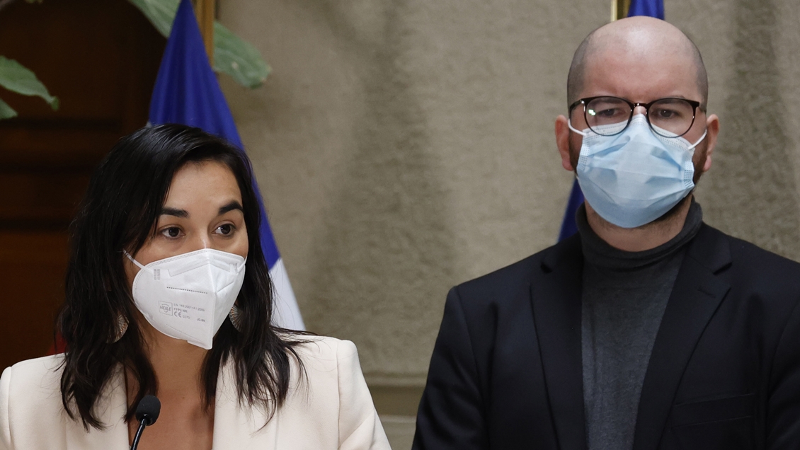 Chile Vamos evalúa presentar acusaciones constitucionales contra Siches y Jackson