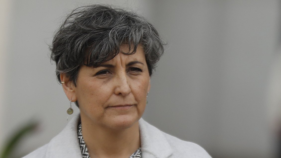 Ministra de Salud: Vacuna anual contra el Covid-19 a grupos de riesgo se comenzará a aplicar en octubre