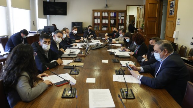 Comisión de Hacienda de la Cámara aprobó en general la reforma tributaria del Gobierno