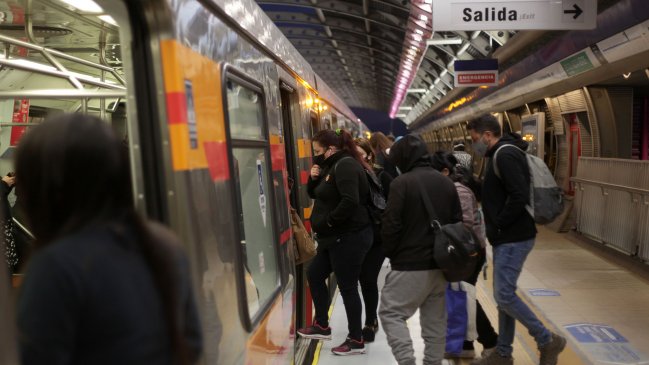 Metro restablece servicio en la Línea 4