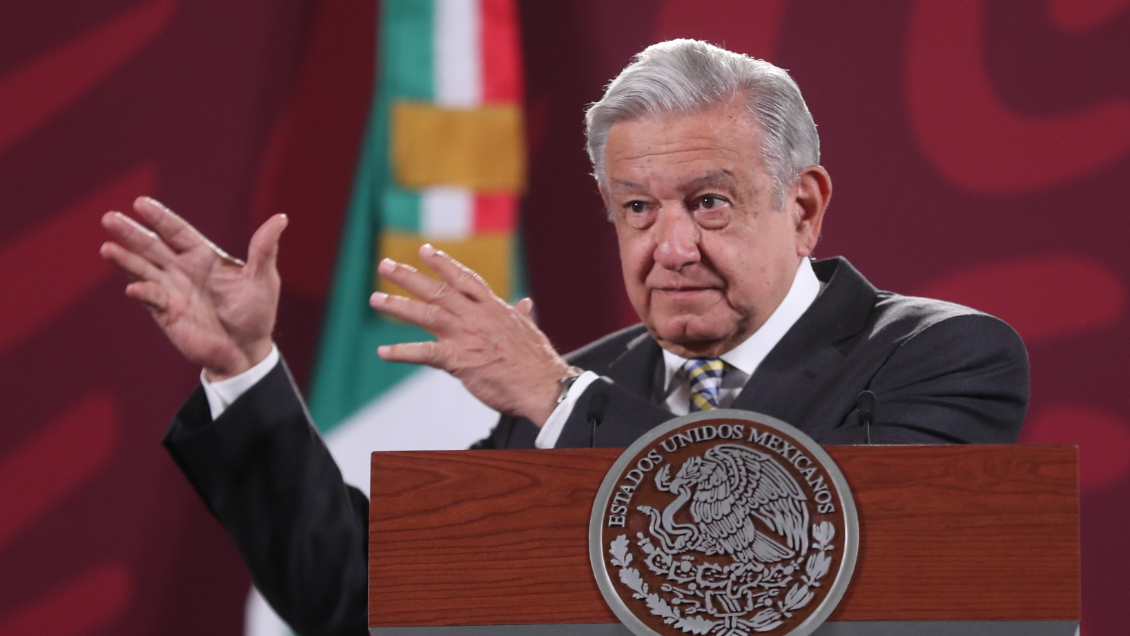 Presidente mexicano reconoció hackeo de miles de documentos del Ejército