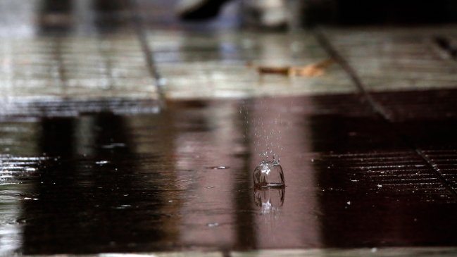 Primavera bastante tímida: Posibles gotitas en Santiago el miércoles y el sábado