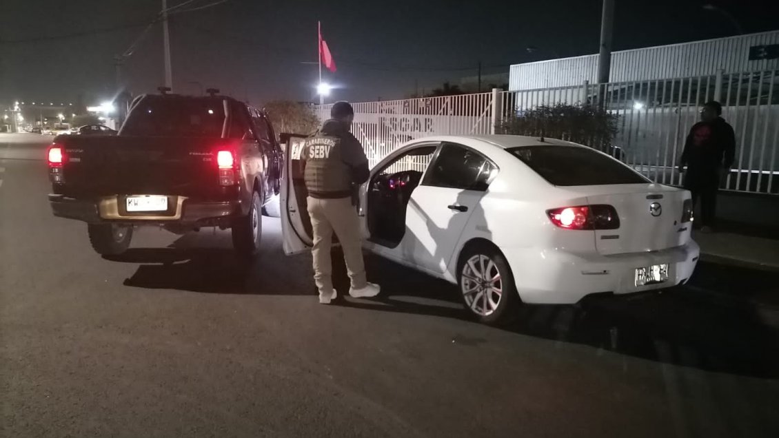 Carabineros detuvo a tres sujetos que realizaron 