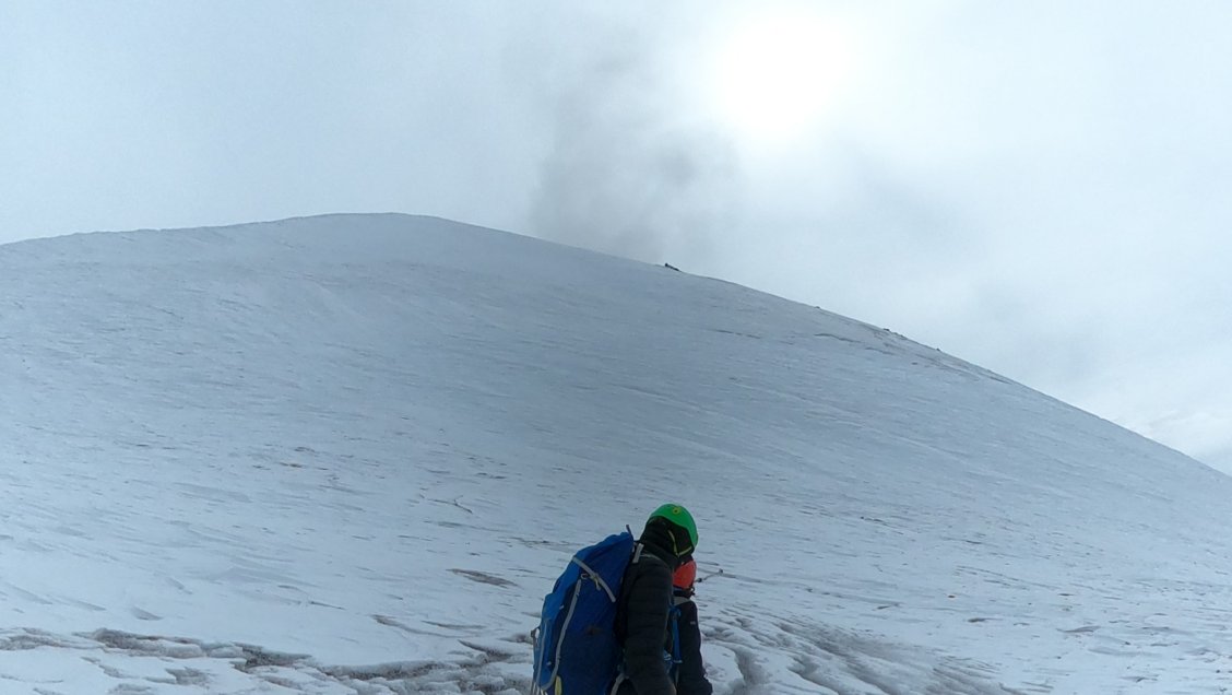 El complejo volcánico Nevados de Chillán lleva seis años de erupción continua