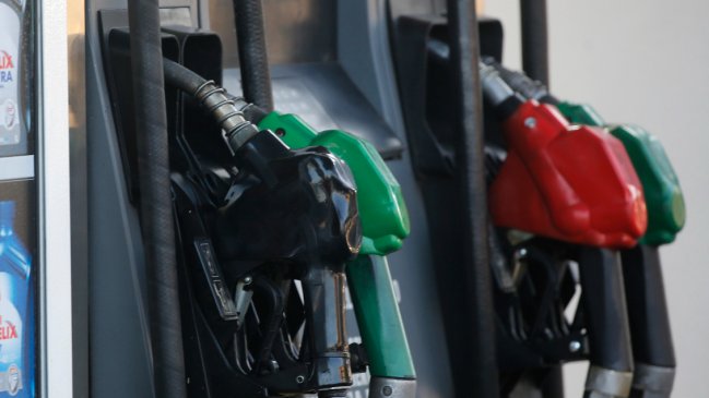   Por tercera semana consecutiva las bencinas suben sus precios 