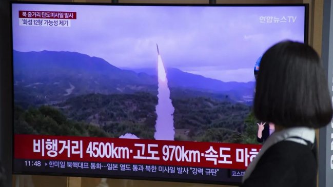 Corea del Norte disparó otros dos misiles al mar de Japón