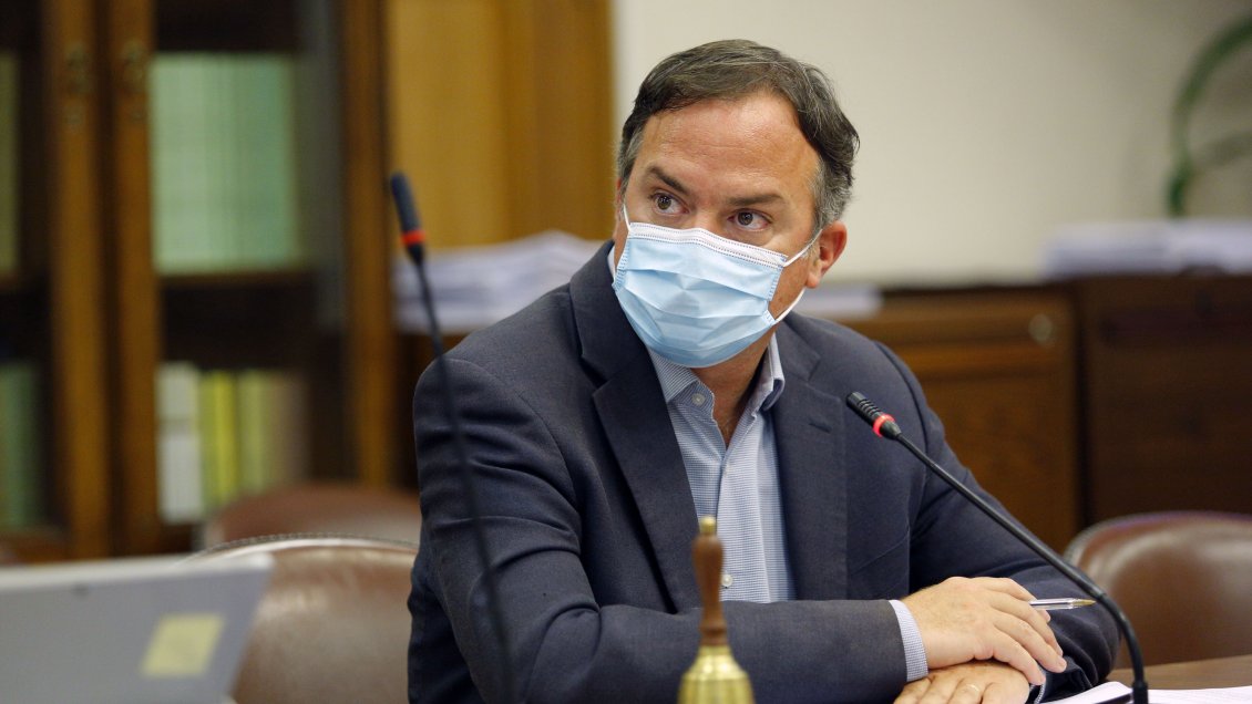 Matías Walker: Chile necesita certezas en la nueva Constitución