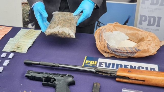 PDI detuvo a ocho personas por delitos de narcotráfico en Pica