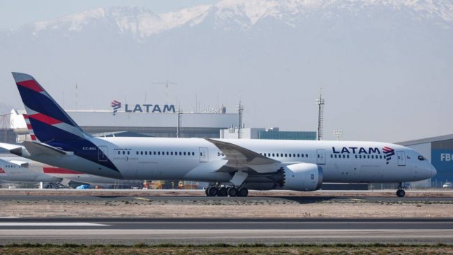  Latam Airlines alista salida del proceso de quiebra para noviembre  
