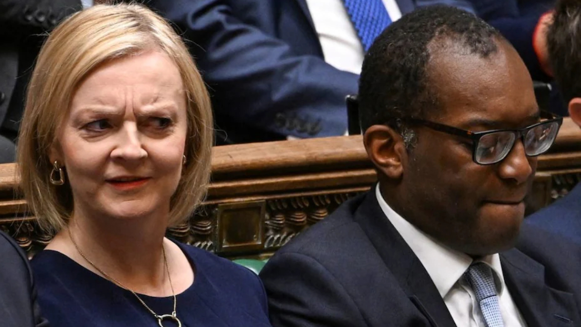 Liz Truss destituyó a su ministro de Economía, íntimo aliado que cayó por su plan para bajar impuestos