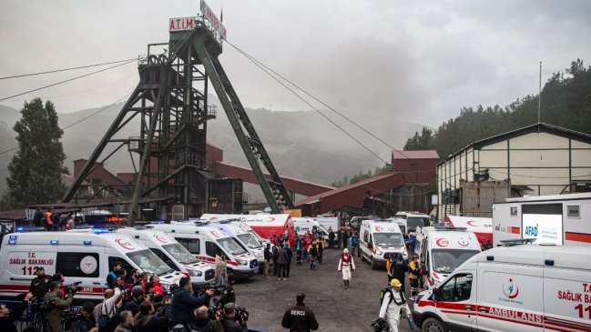 Ascienden a 41 los muertos en el accidente minero en Turquía