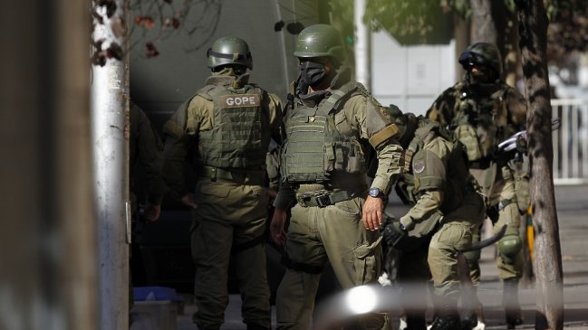 GOPE retiró bomba desde edificio del grupo Angelini en Las Condes