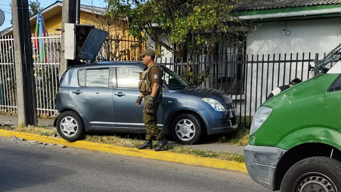 Conductora chocó su vehículo para evitar violenta encerrona en Curicó