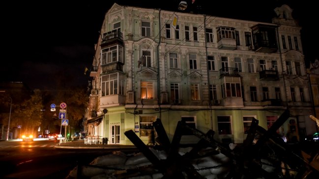 Rusia dejó sin luz a más de un millón de ucranianos y evacuó la ciudad de Jersón
