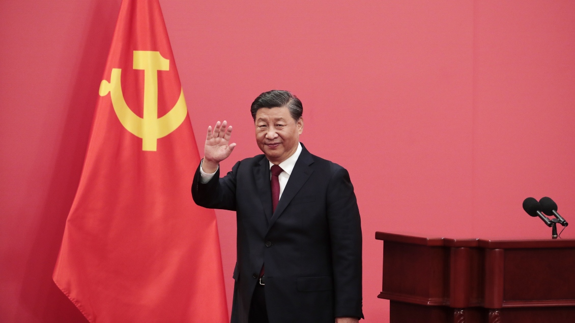 Xi Jinping presentó a la nueva cúpula china, en la que sus fieles coparon todo el poder
