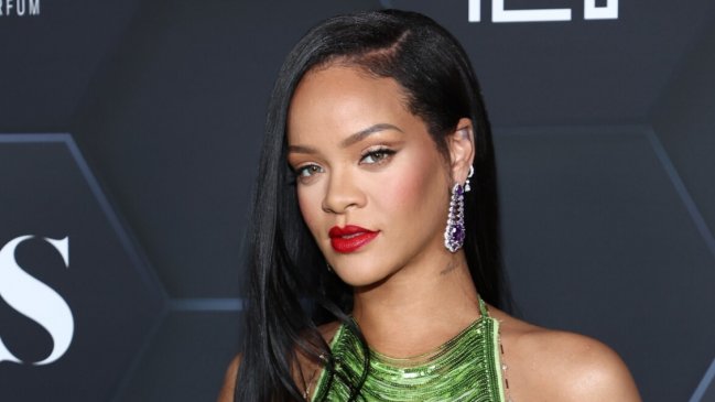 Rihanna muestra un adelanto de su primera canción en seis años