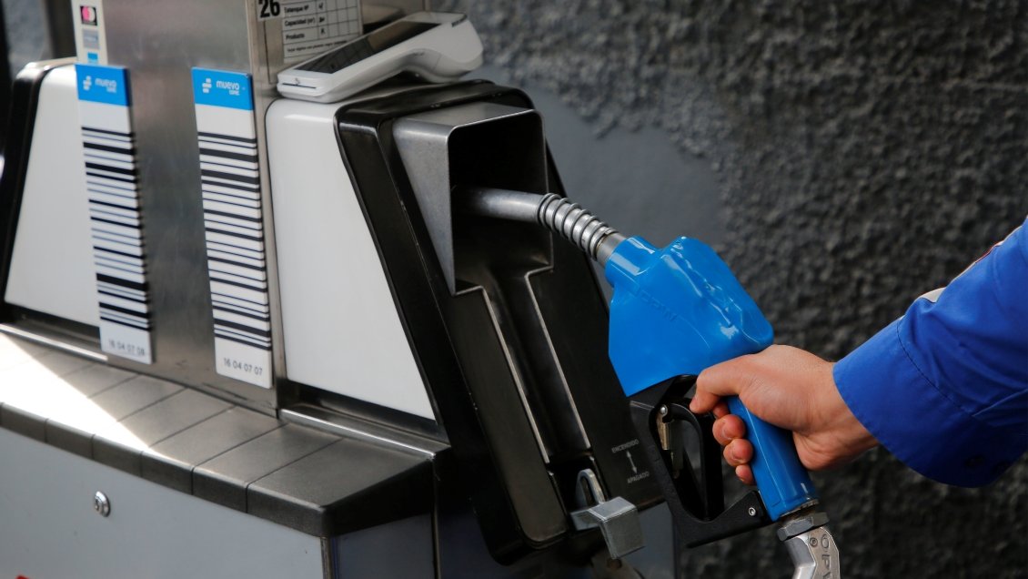 Precio de las bencinas sufrirá una nueva alza este jueves