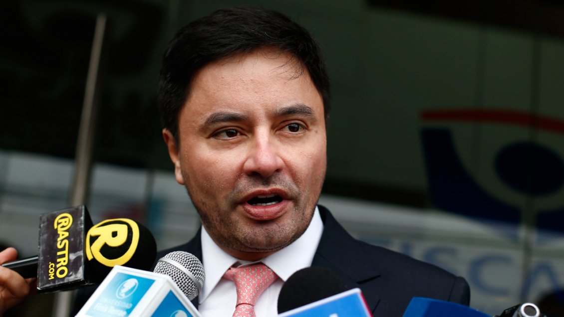 Carter viaja a EEUU a reunirse con Franco Parisi: 