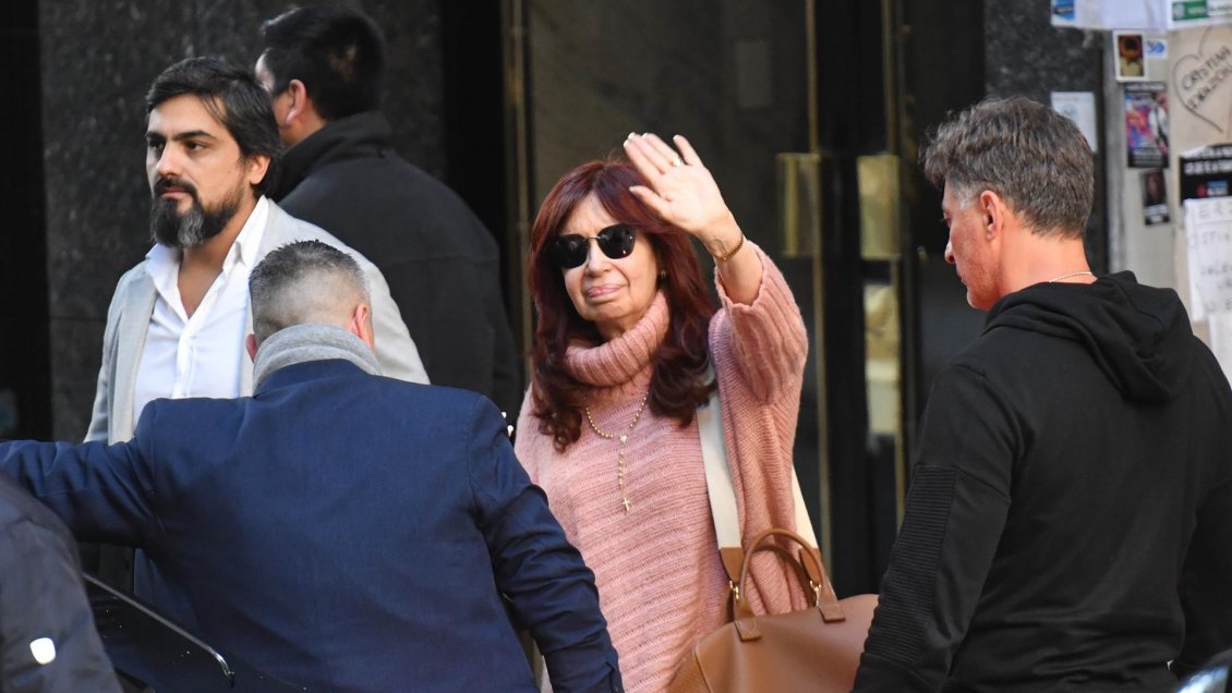 Tribunal ordenó liberar a miembros de grupo radical que amenazó a Cristina Fernández