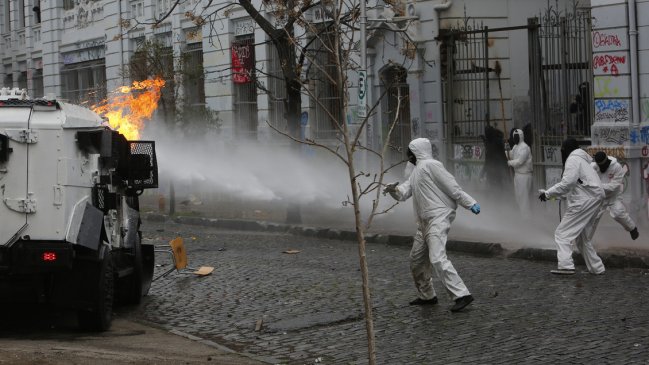 Carabineros destina 115 horas hombre al día a hechos de violencia en liceos de Santiago