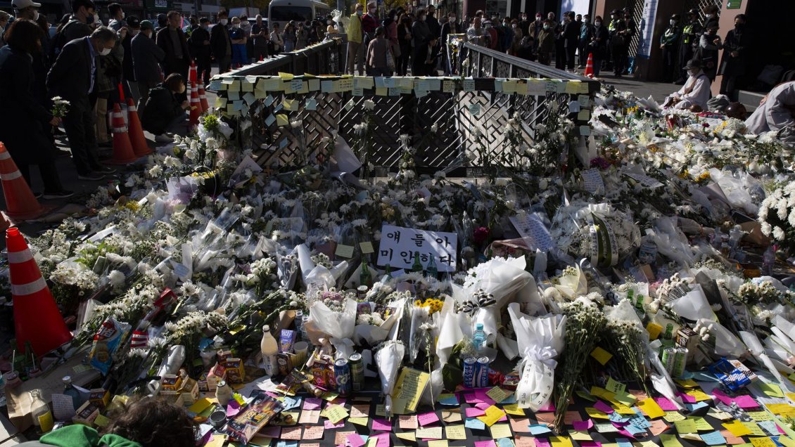 Investigan a la policía y autoridades de Seúl por el incidente de Halloween