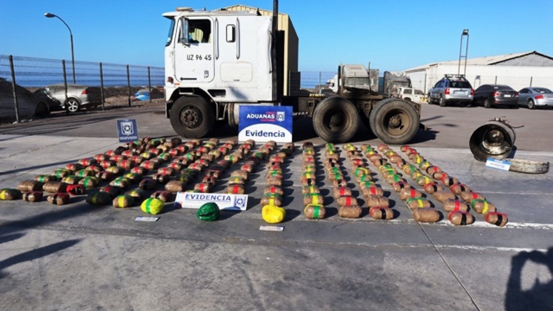 Aduanas y PDI incautaron casi 1.550 kilos de marihuana en cercanías de Iquique