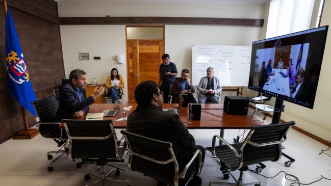 Alcalde de Arica solicitó una visita 