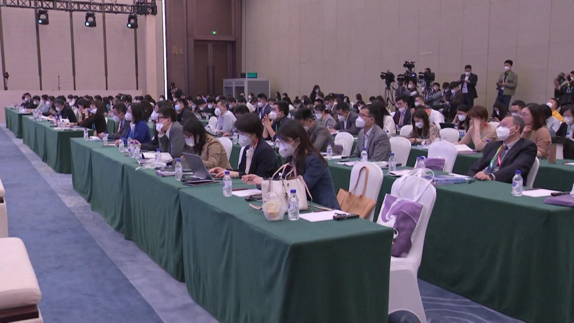 El Foro Económico Internacional de Hongqiao publica informe sobre perspectivas para el talento global