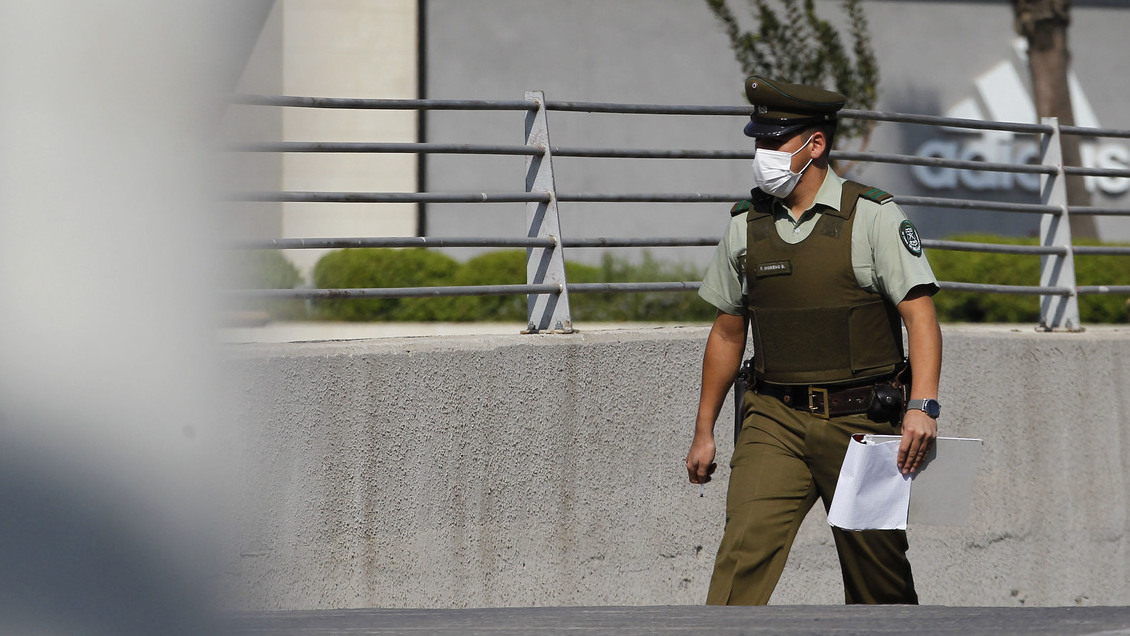 Violento robo afectó a dos tiendas de telefonía en el Mall Quilín