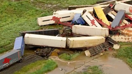   Impresionante descarrilamiento de un tren en el sur de Australia 