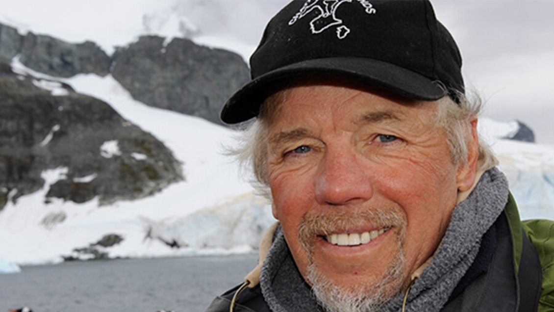 Científico británico sufrió robo en Concón: Ofrece recompensa a quien recupere el trabajo de toda su vida