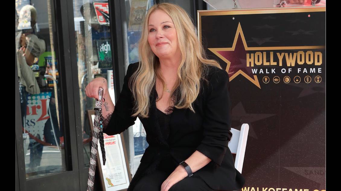 Christina Applegate aparece por primera vez en público desde que reveló grave enfermedad