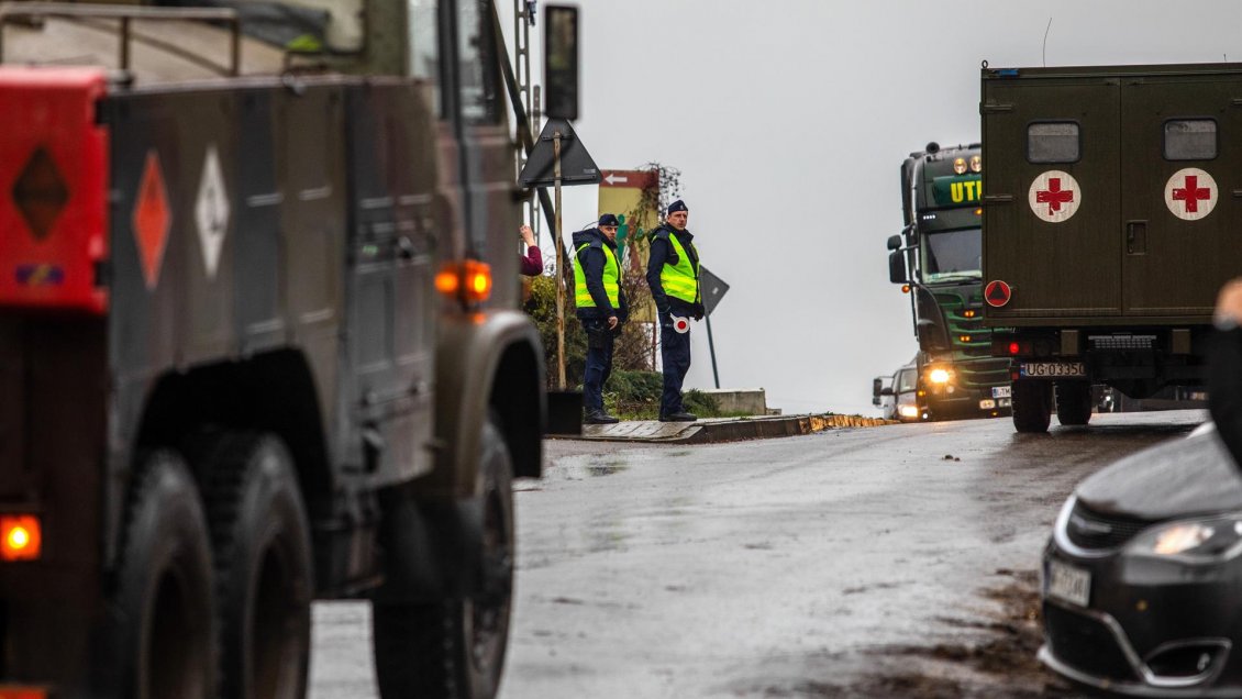 Ucrania pide acceso a lugar de explosión en Polonia e insiste: 