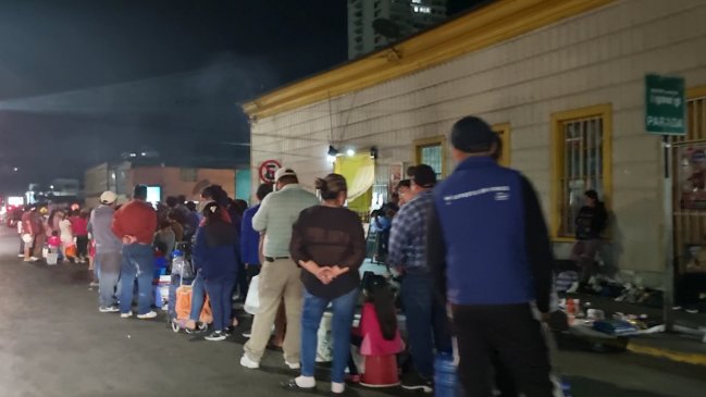 Incendio en planta distribuidora de agua causó masivo corte de suministro en Iquique