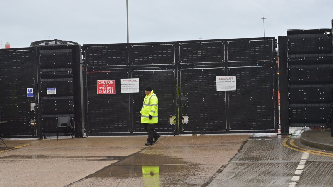 Reino Unido registró inmigración récord de 504 mil personas en un año