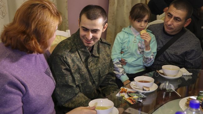 Ucrania anunció el tercer intercambio de prisioneros con Rusia en una semana