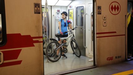  Así fue el primer domingo con bicicletas autorizadas en el Metro  