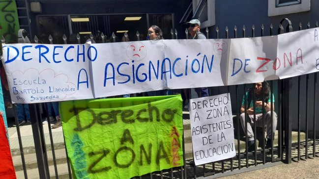 Asistentes de la Educación se movilizan en la costa de La Araucanía para exigir bono de desempeño