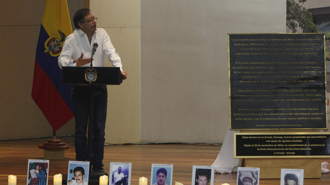 Petro pidió perdón por 