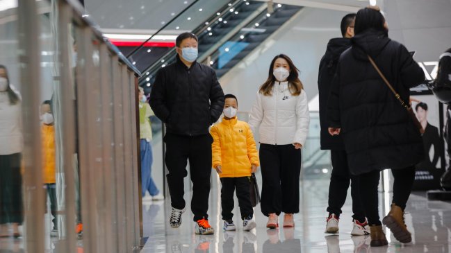 Grandes ciudades chinas siguen relajando sus restricciones anticovid