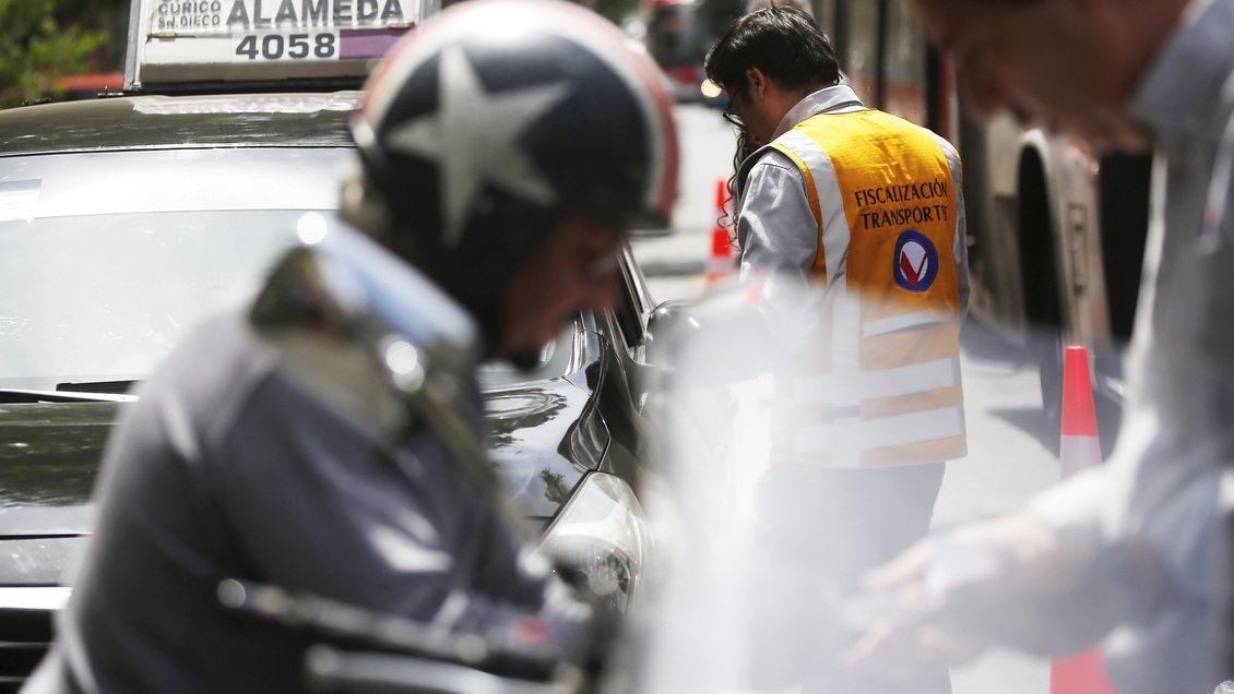 Ministro de Transportes: Se han detenido más de tres mil conductores por ocultar o adulterar la patente