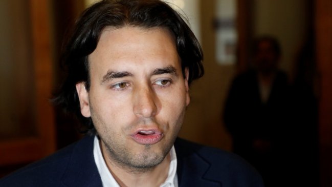 Mirosevic cuestionó la lentitud para lograr acuerdo constituyente: 