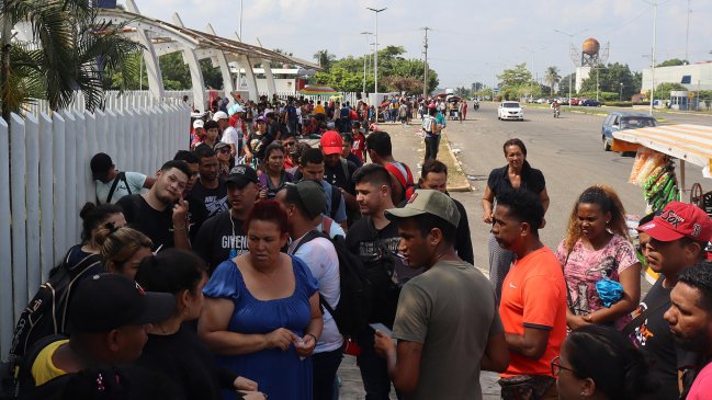 Albergues de EEUU se alistan para oleada de migrantes tras fin de polémica regla de la era Trump