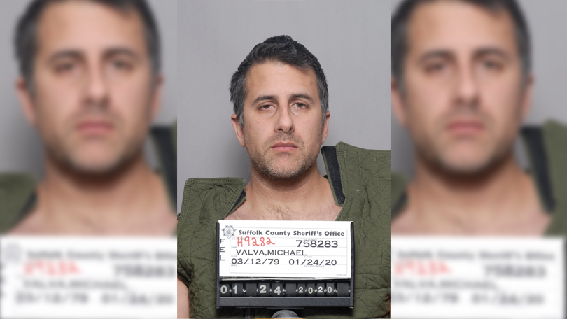 Veinticinco años de cárcel a expolicía que dejó morir de frío a hijo con autismo en EEUU