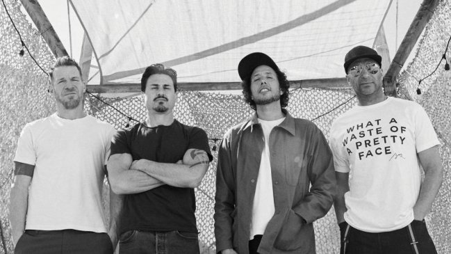 Bajista de Rage Against the Machine revela que tiene cáncer