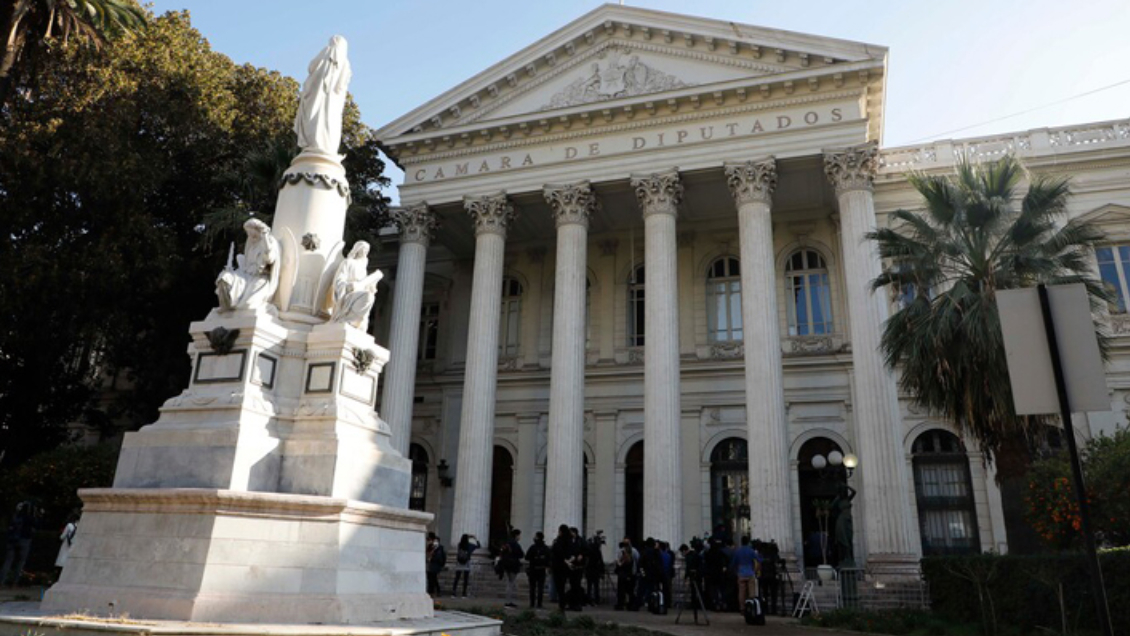 Proyecto que permite sesiones de sala del Congreso en Santiago avanzó a la Cámara Baja