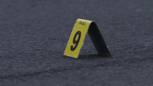 Un muerto tras choque entre camión y minibús de trabajadores agrícolas en Carretera de la Fruta